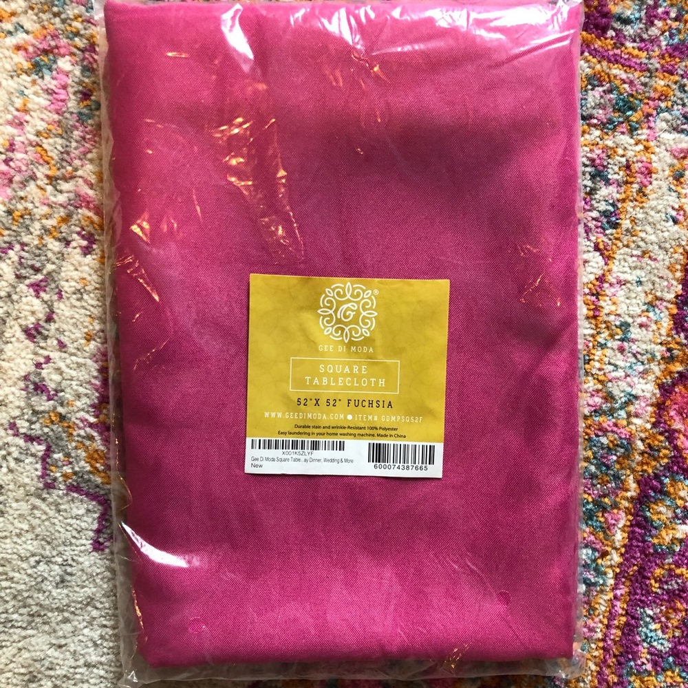 52x52 square tablecloth | brand new in package